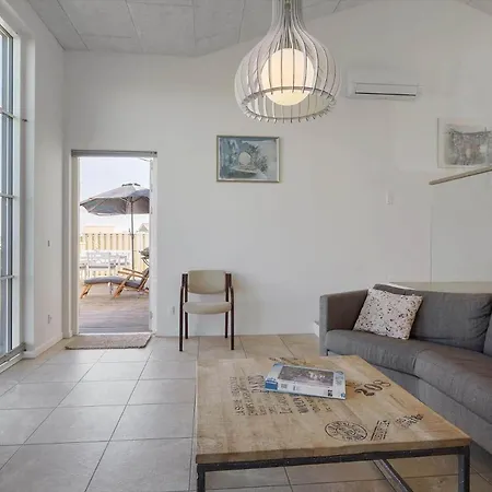 Lf15112-farso-strandvejen-12-a * Farsø