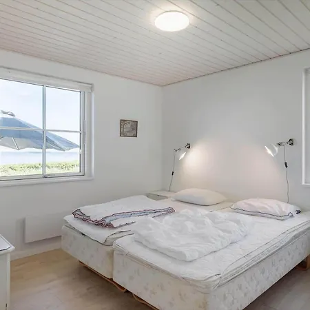 Lf15112-farso-strandvejen-12-a