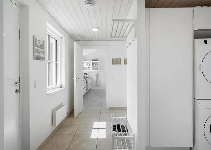 Lf15112-farso-strandvejen-12-a * Farsø